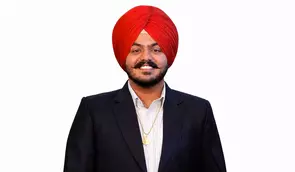 Manvir Singh Gill, Kelowna, Real Estate Agent